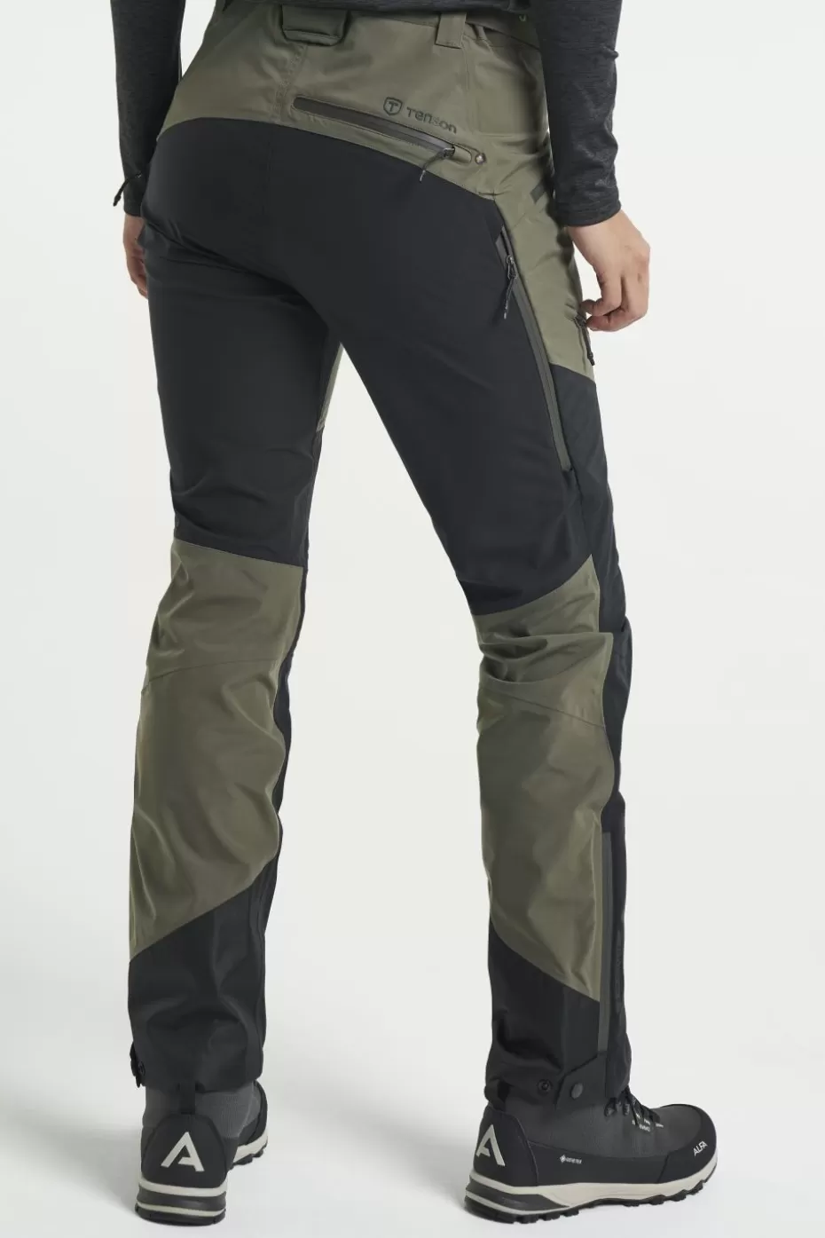 New Tenson Himalaya Shell Pants Olive