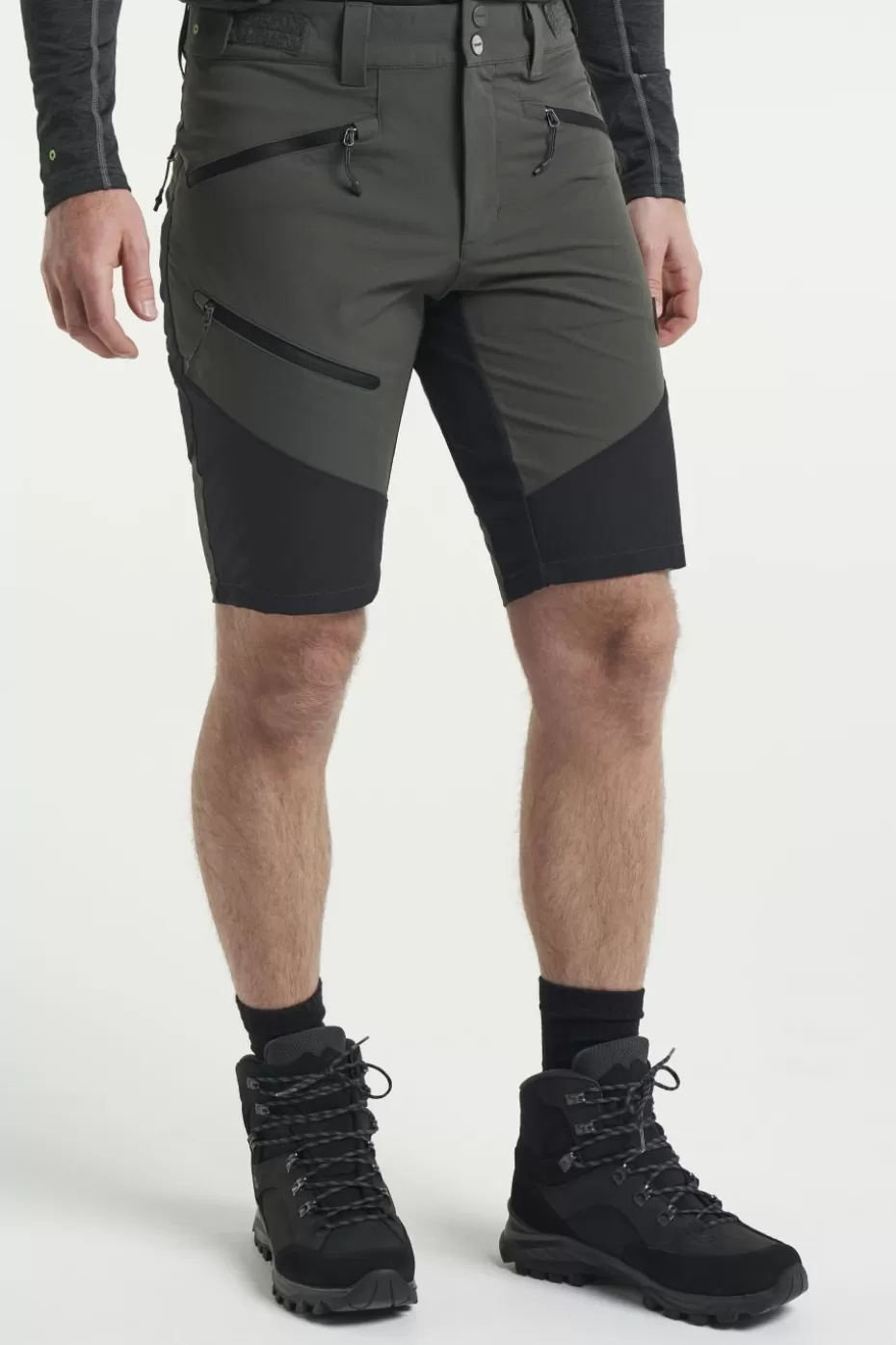 Cheap Tenson Himalaya Stretch Shorts DarkKhaki