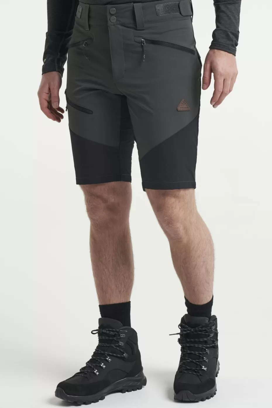 Clearance Tenson Himalaya Stretch Shorts Black